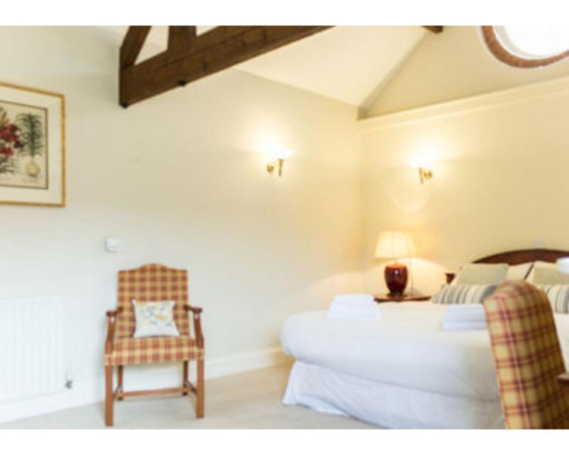 The Bull Inn Bourne Luaran gambar